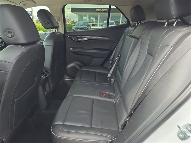 Used 2023 Buick Envision Essence image 21