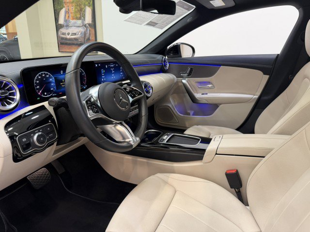 Used 2025 Mercedes-Benz CLA 250 image 7