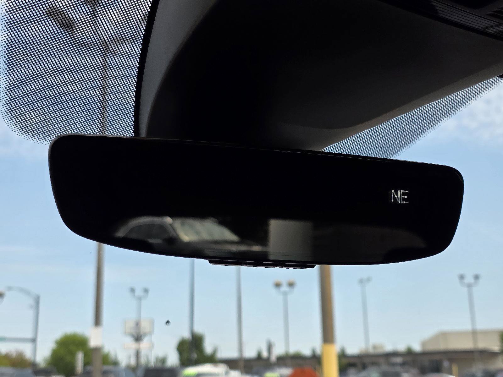 Used 2020 Volkswagen Atlas Cross Sport SEL image 22