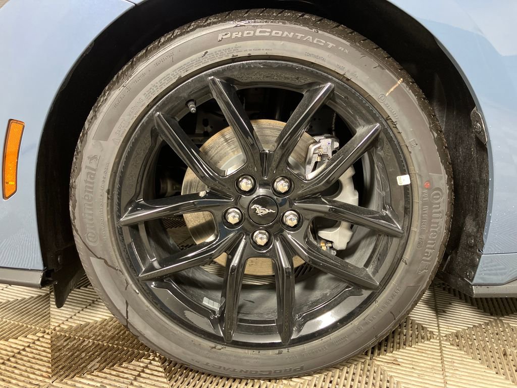 New 2025 Ford Mustang Coupe image 12