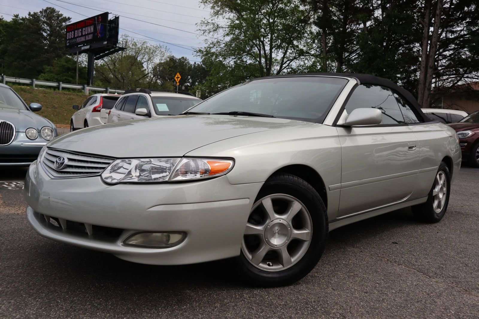 Used 2002 Toyota Solara SLE FWD image 2