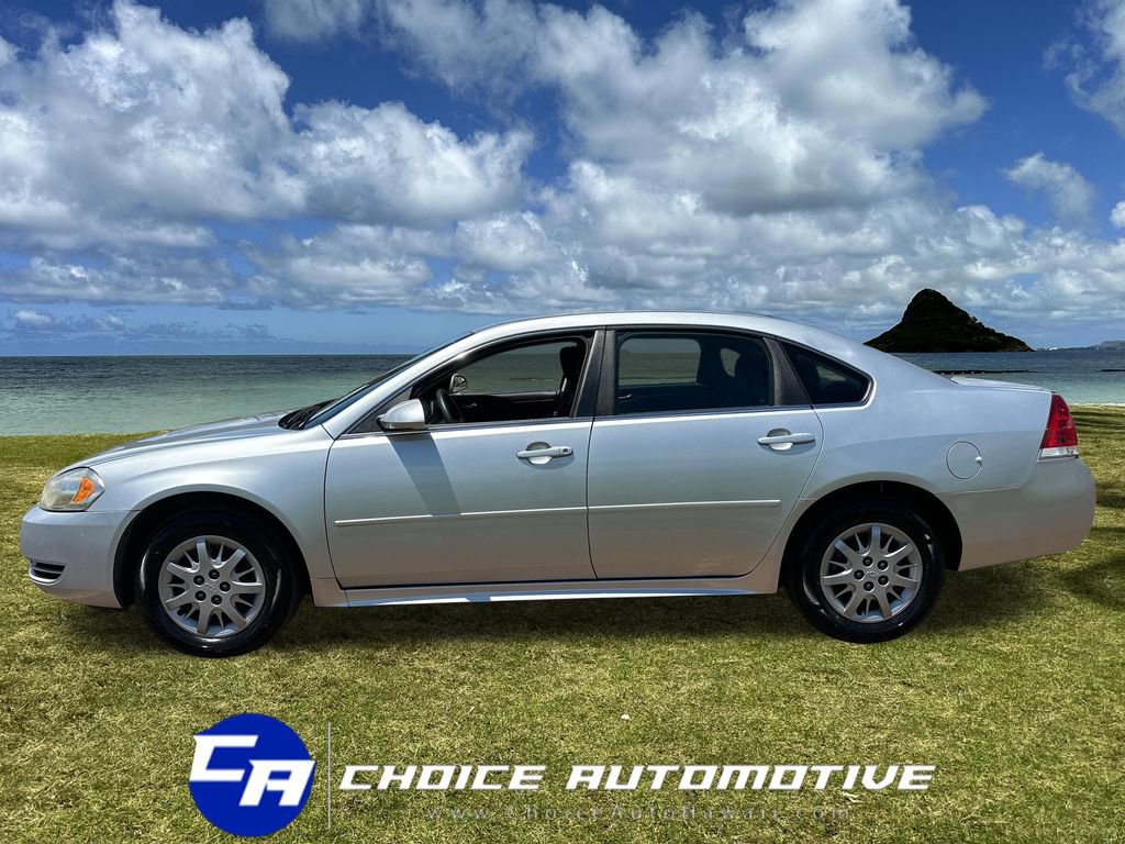 Used 2011 Chevrolet Impala Police FWD image 3