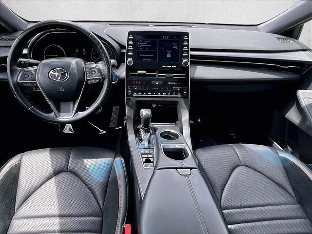 Used 2020 Toyota Avalon XSE image 16