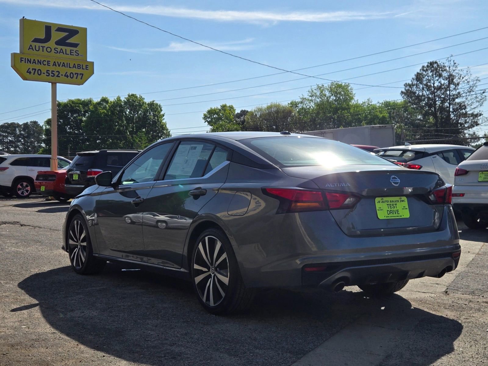 Used 2019 Nissan Altima 2.5 SR FWD image 4