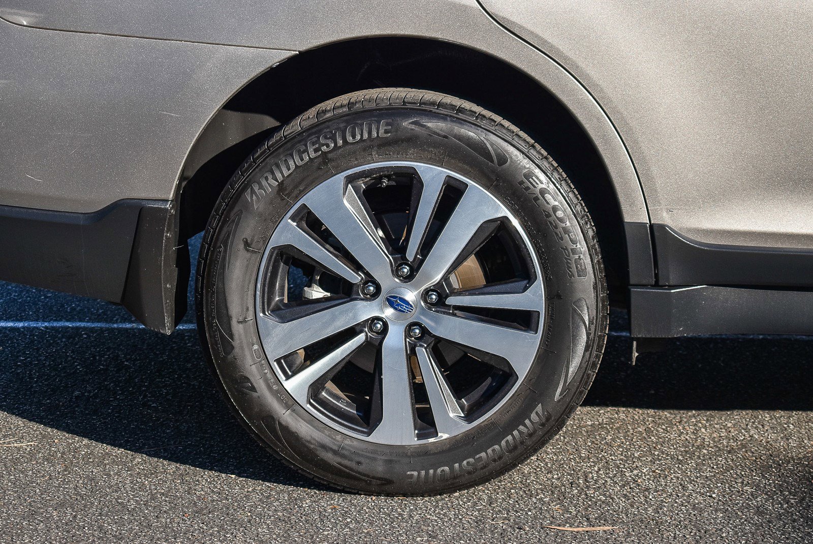 Used 2018 Subaru Outback 2.5i Limited image 11