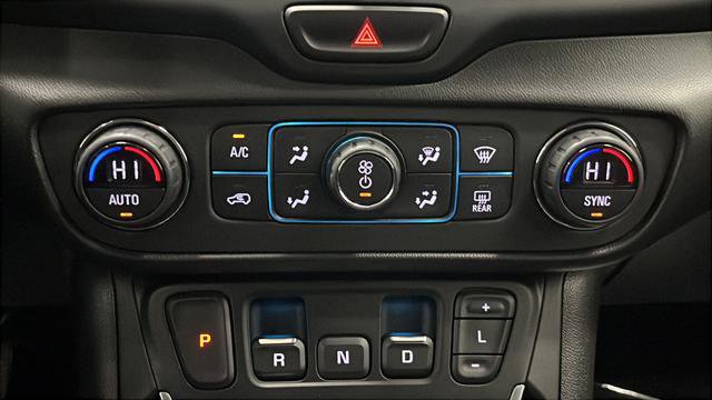 Used 2020 GMC Terrain SLE w/ Driver Convenience Package image 17