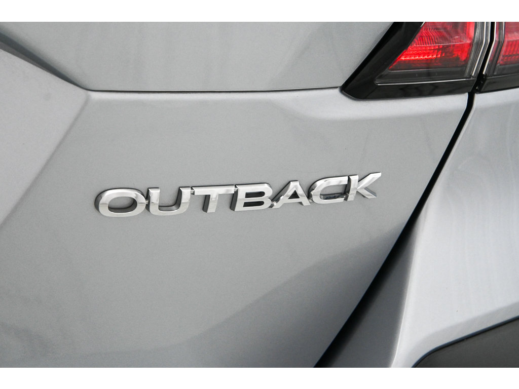 Used 2025 Subaru Outback Premium AWD/4WD image 44