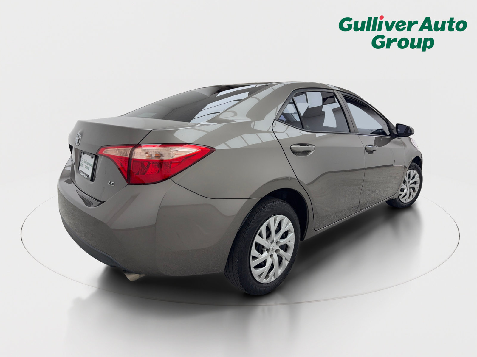Used 2018 Toyota Corolla LE FWD image 9