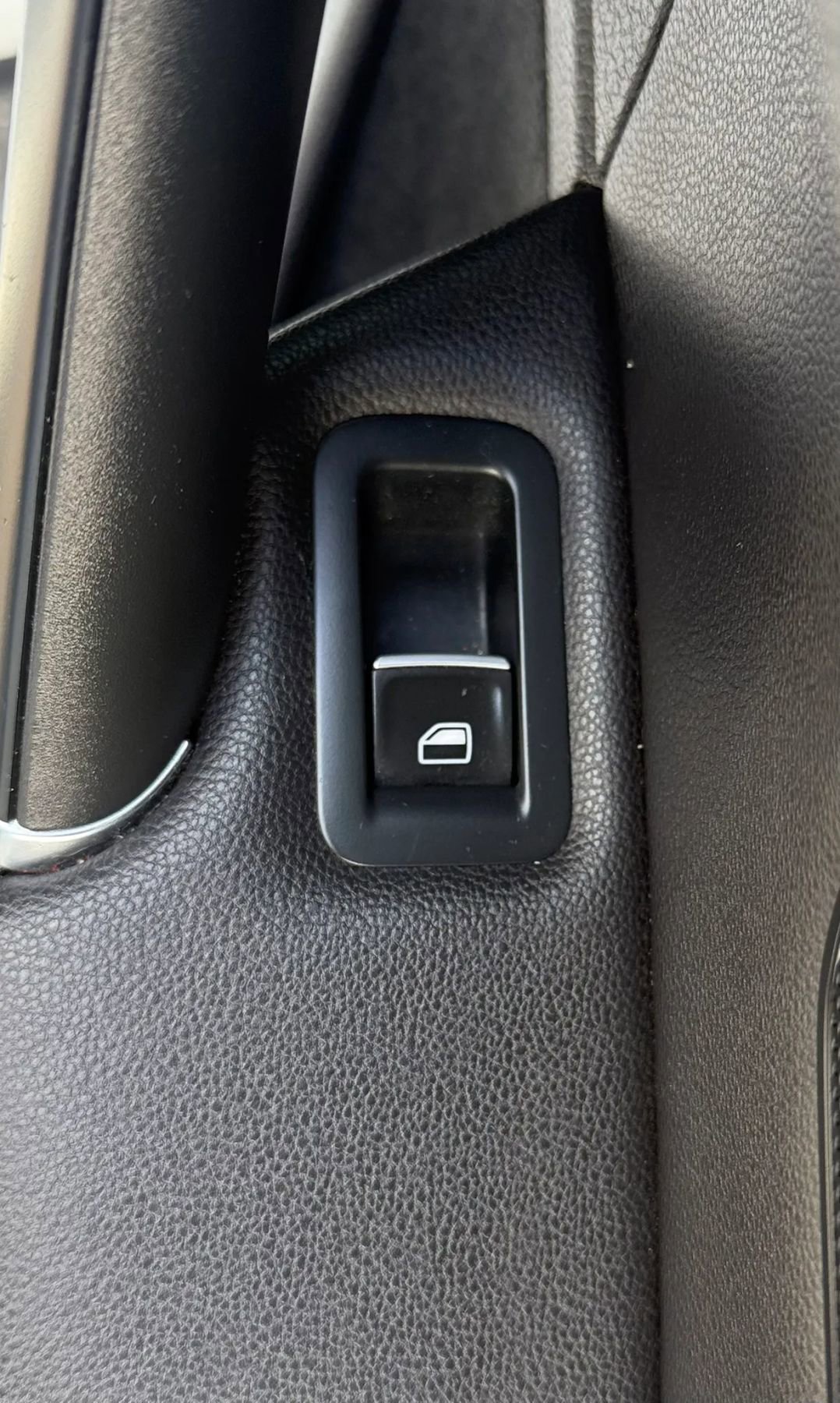 Used 2015 Volkswagen GTI SE image 33