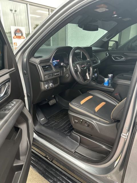 Used 2023 GMC Yukon AT4 w/ AT4 Premium Package image 10