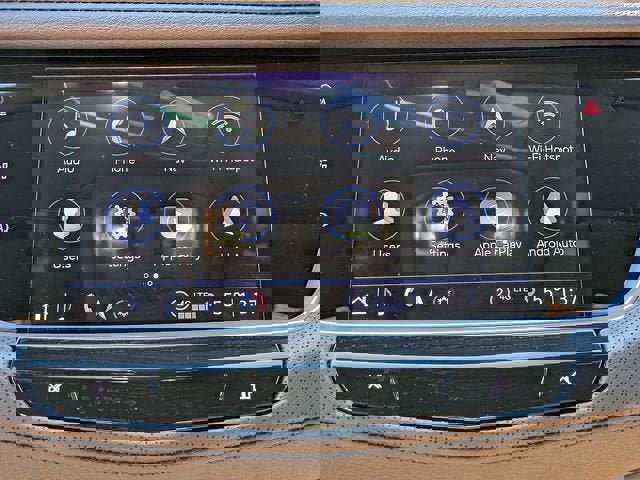 New 2025 Cadillac XT5 Premium Luxury w/ Technology Package image 19