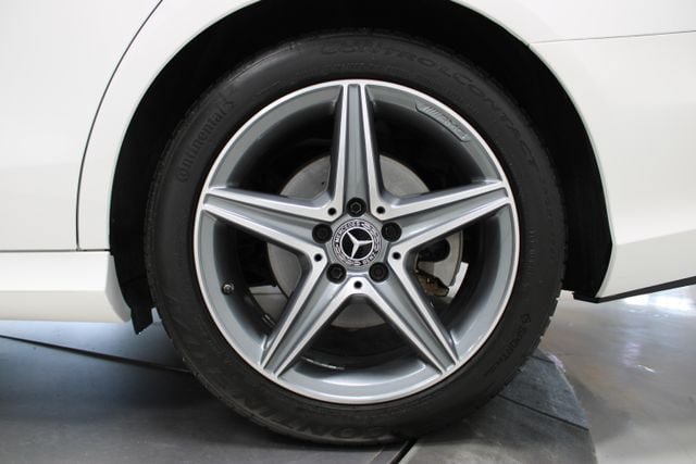 Used 2019 Mercedes-Benz E 300 image 29