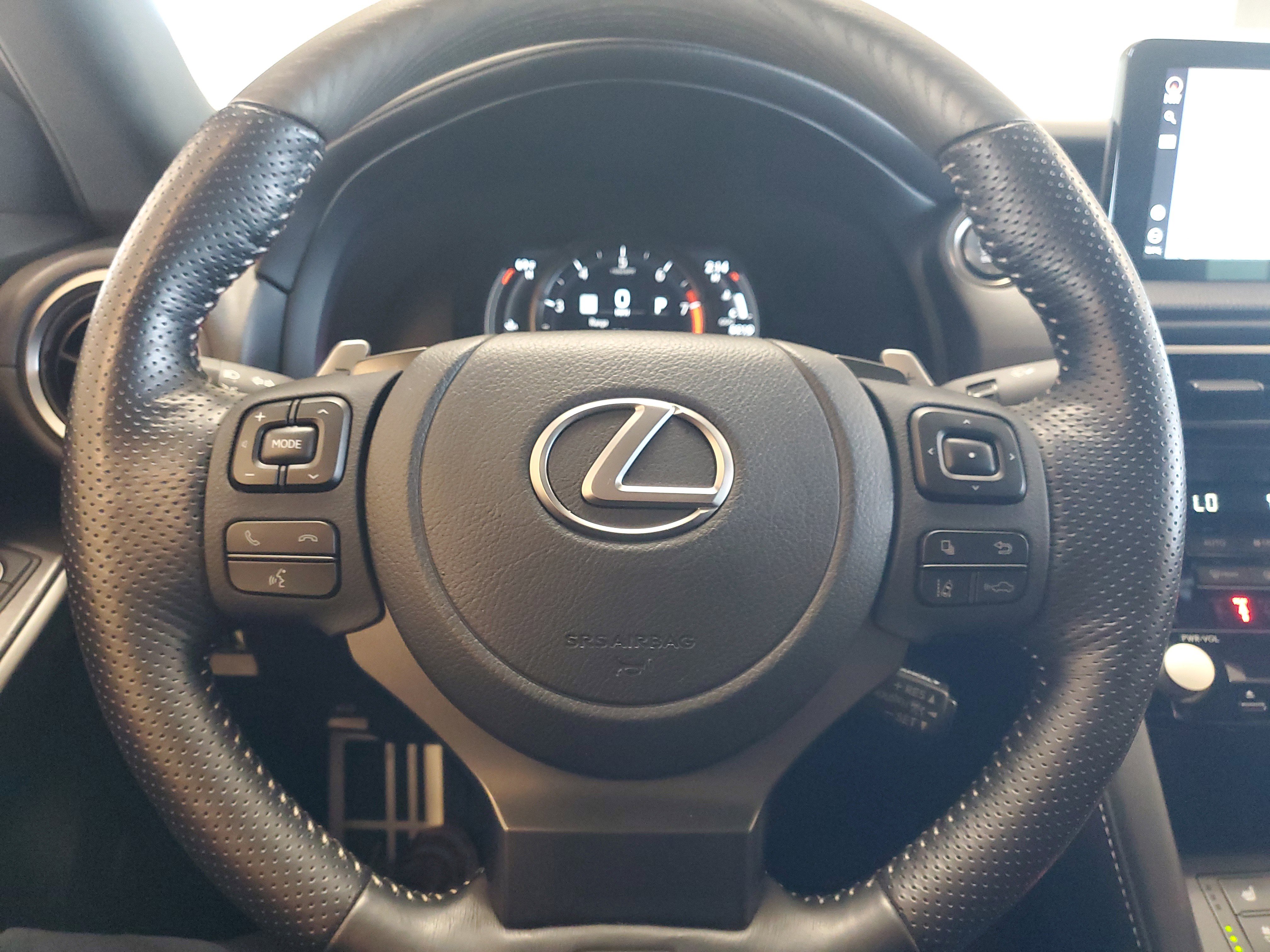 Certified 2022 Lexus IS 500 image 24