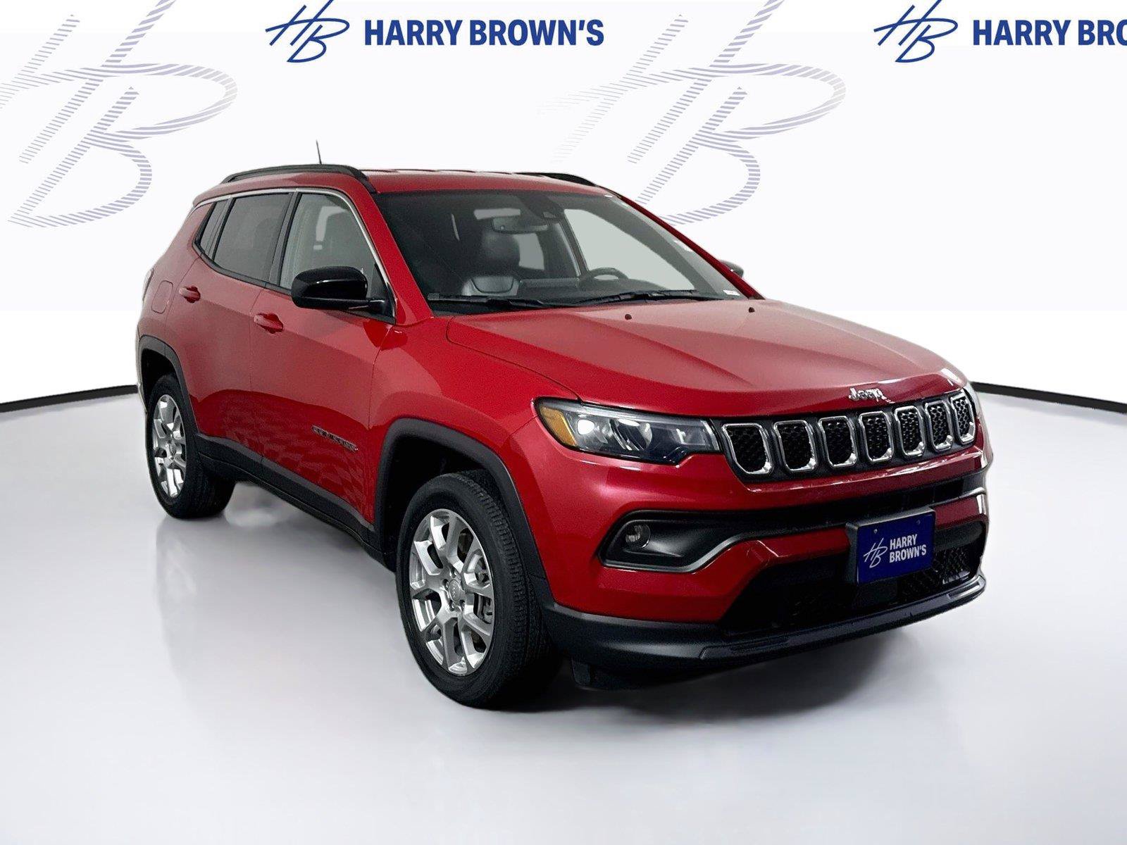 Used 2023 Jeep Compass Latitude AWD/4WD image 24