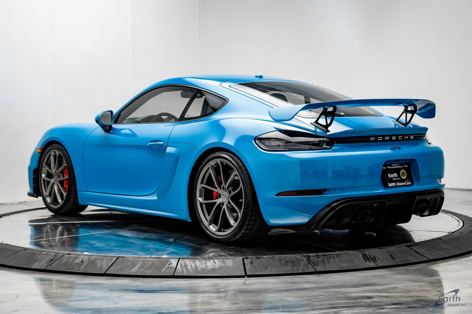 Used 2020 Porsche 718 Cayman GT4 image 10