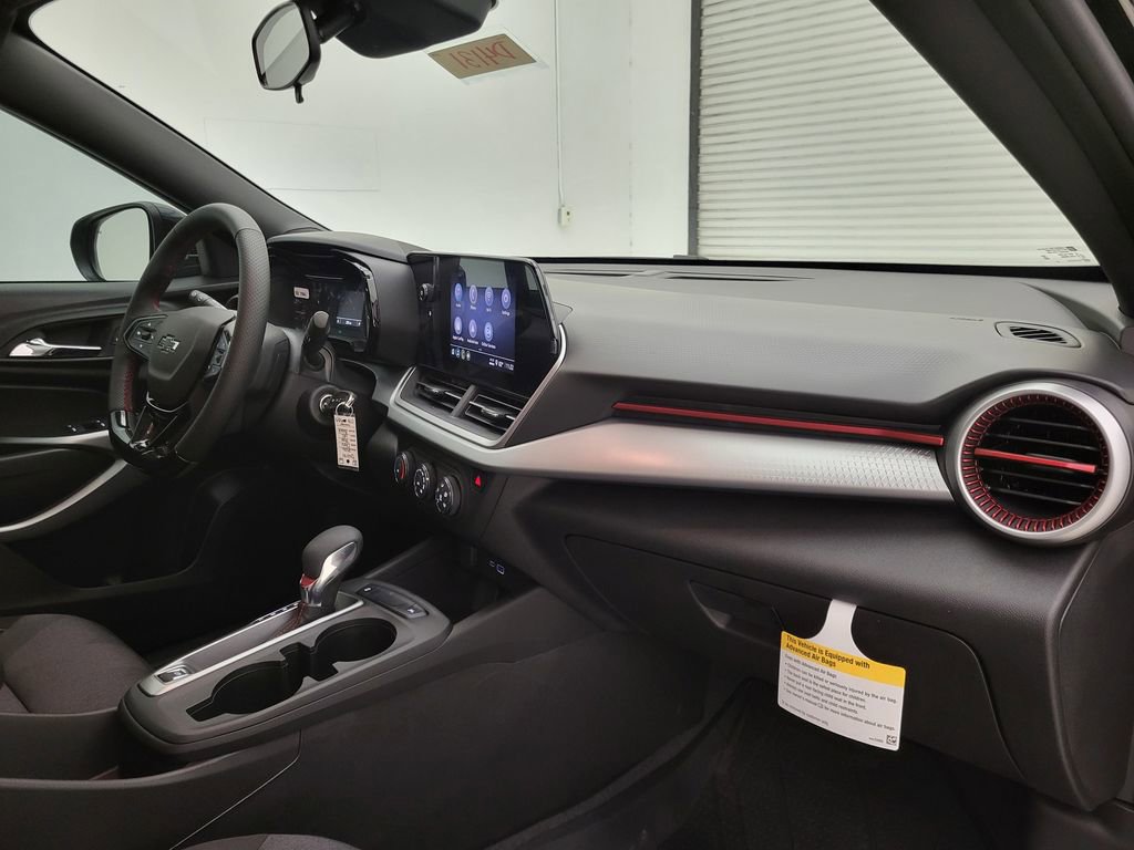 New 2026 Chevrolet Trax RS w/ Sunroof Package image 35