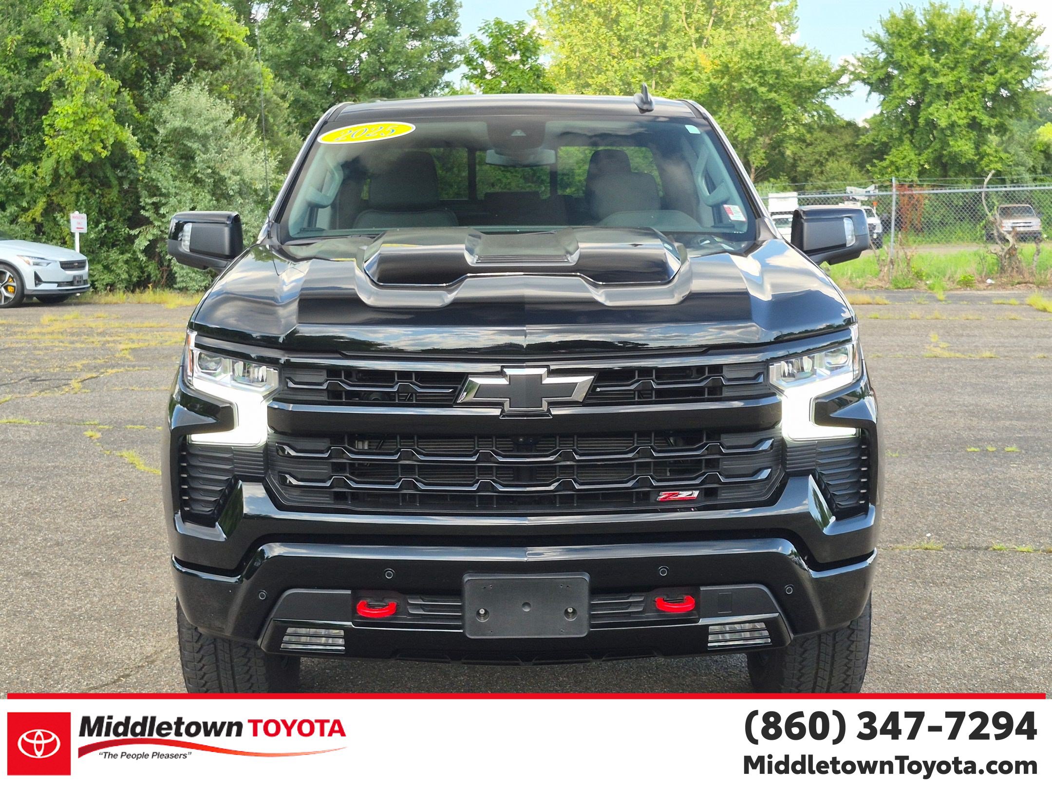 Used 2025 Chevrolet Silverado 1500 LT Trail Boss w/ LT Trail Boss Premium Package AWD/4WD image 8