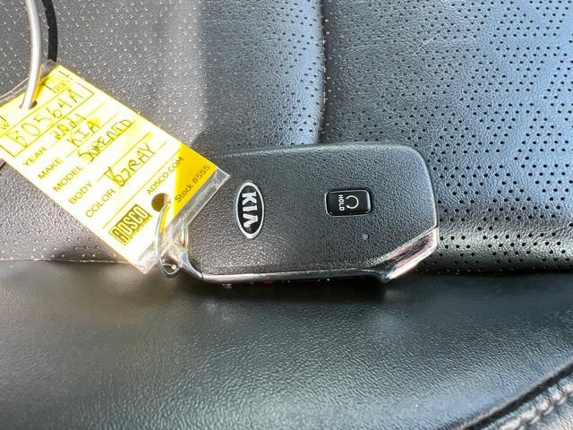 Used 2021 Kia Sorento SX AWD/4WD image 42