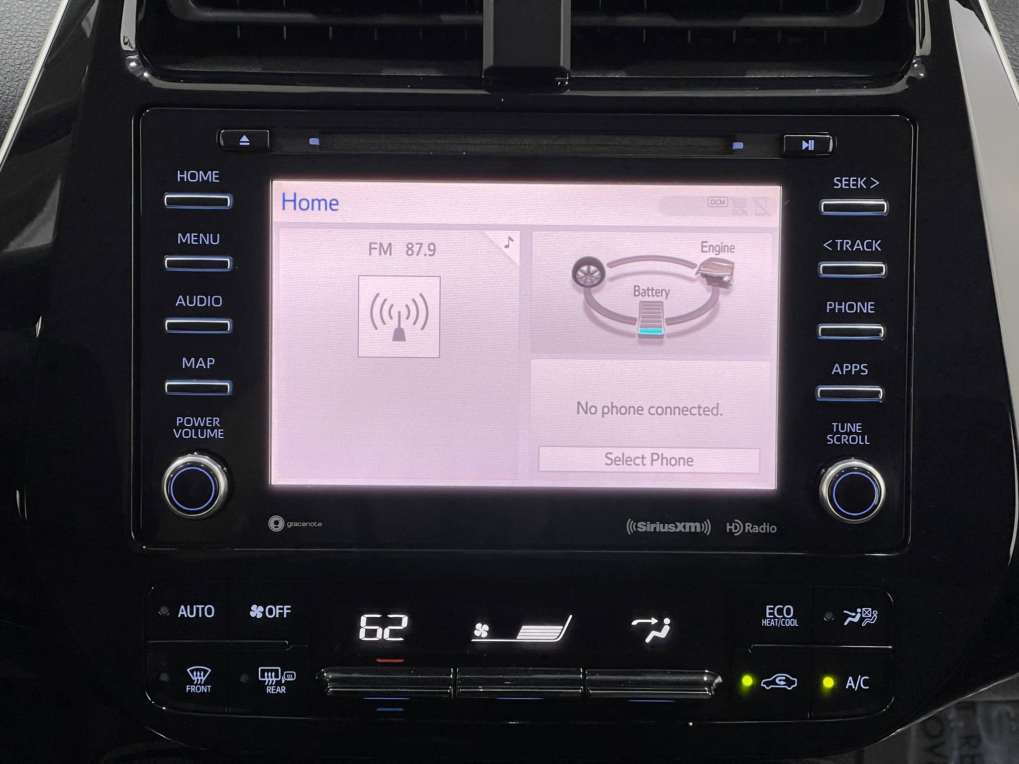 Used 2020 Toyota Prius Prime LE image 22