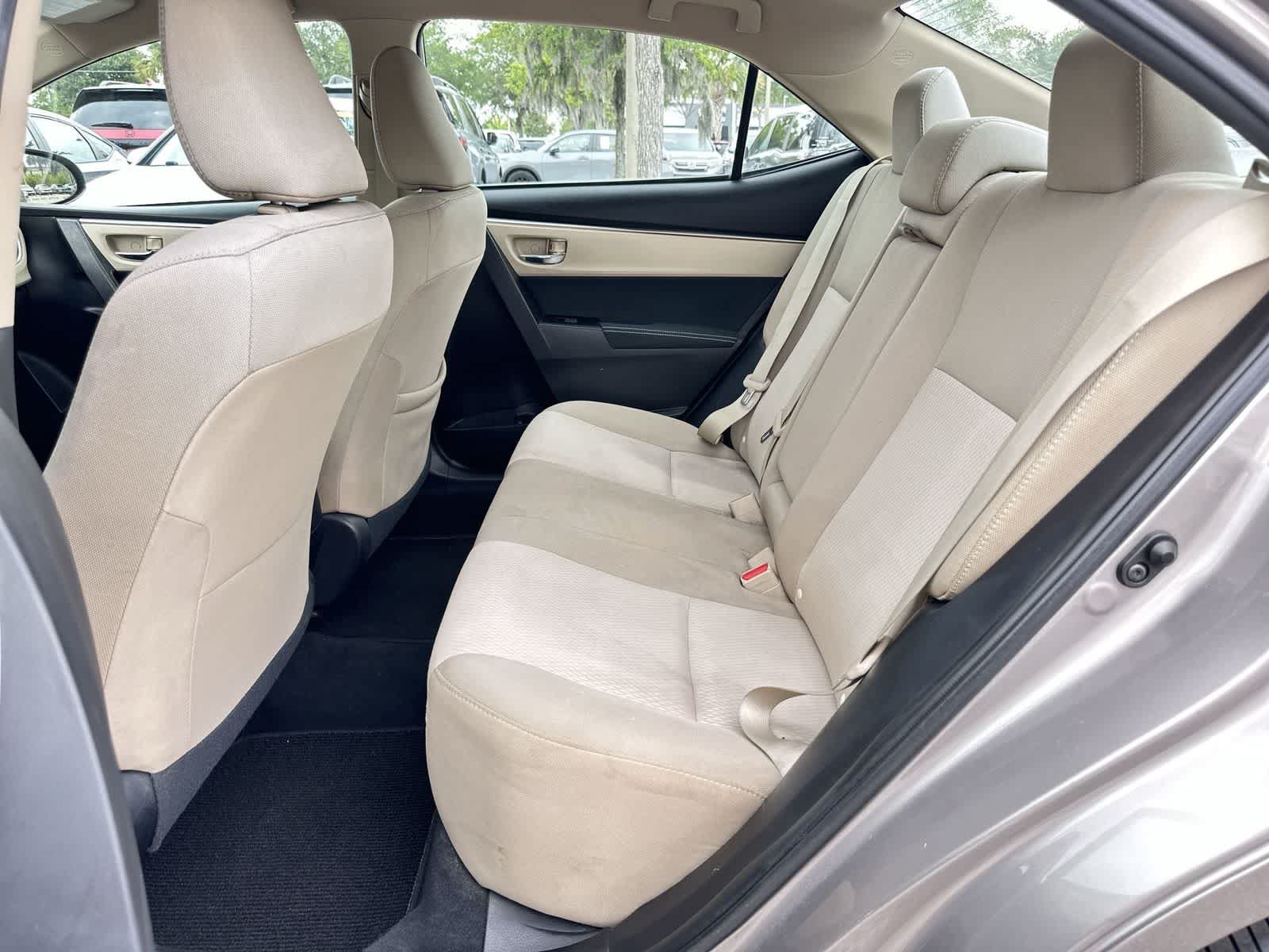 Used 2015 Toyota Corolla LE FWD image 15
