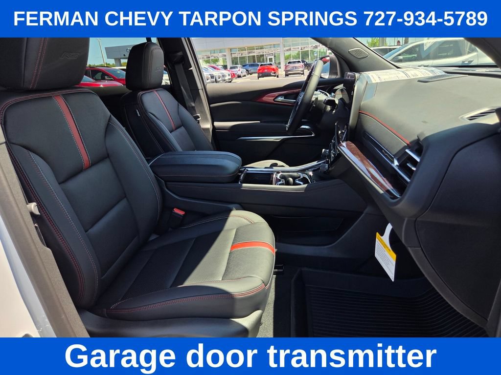 New 2026 Chevrolet Traverse RS w/ LPO, Floor Liner Package FWD image 21