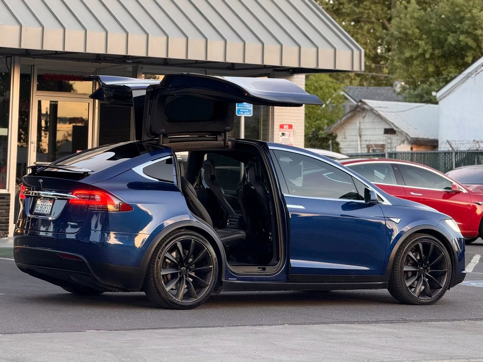 Used 2016 Tesla Model X 90D image 8