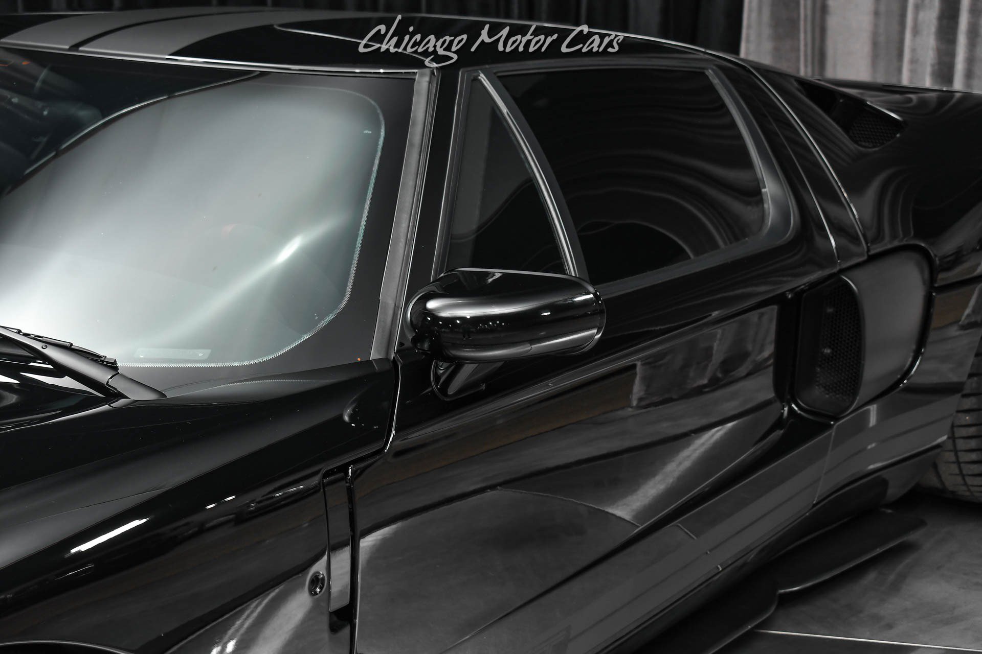 Used 2006 Ford GT image 34