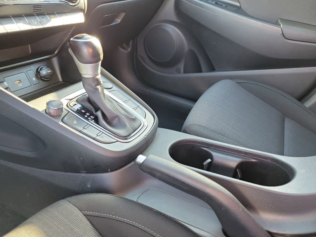 Used 2022 Hyundai Kona SEL w/ Convenience Package image 29