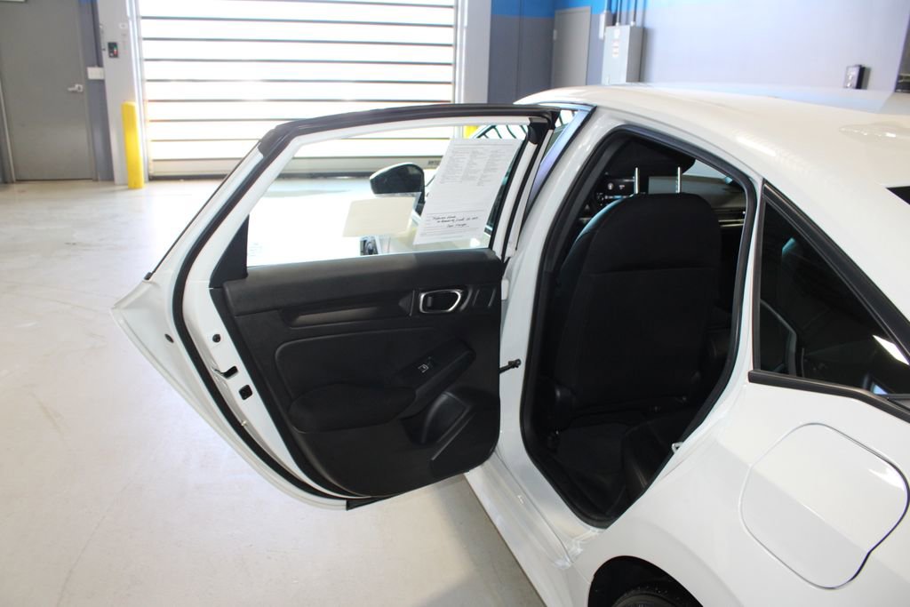 Used 2025 Honda Civic Sport image 18