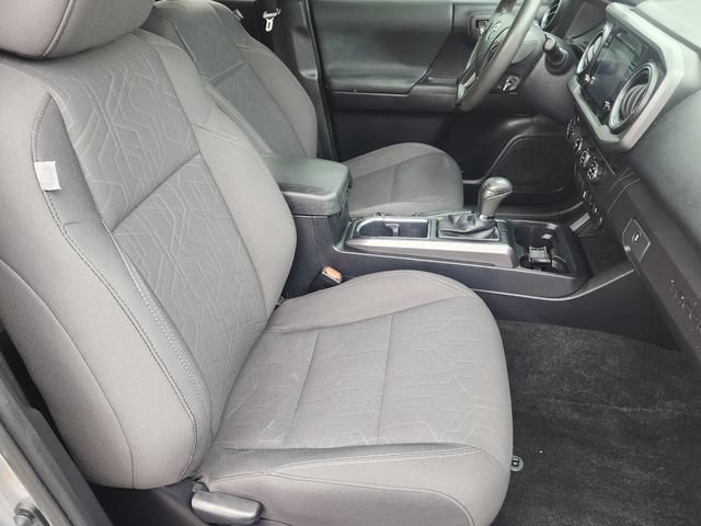 Used 2019 Toyota Tacoma TRD Off-Road AWD/4WD image 9