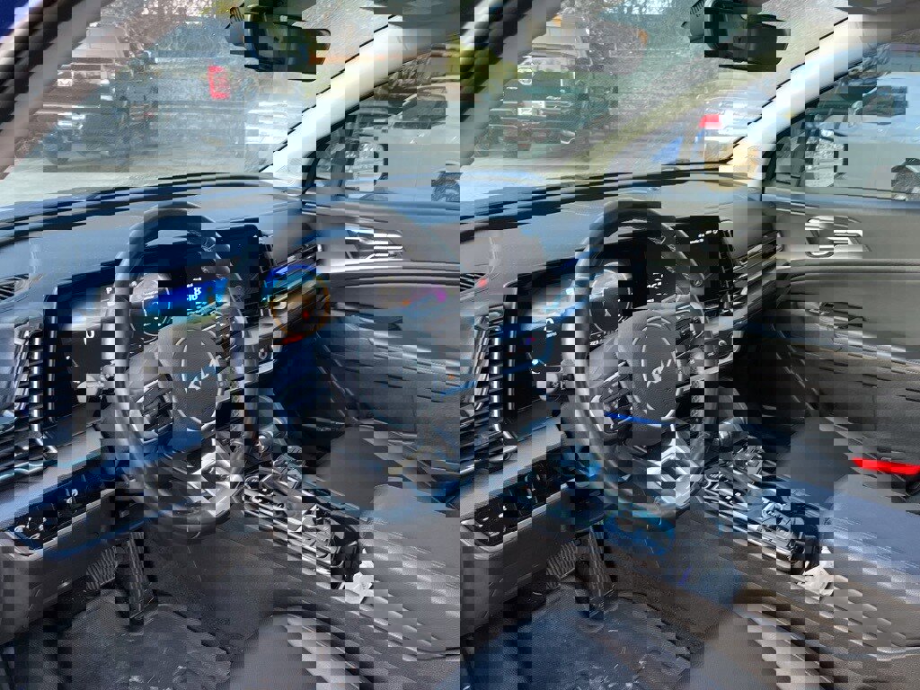 Used 2024 Kia Sportage SX image 6