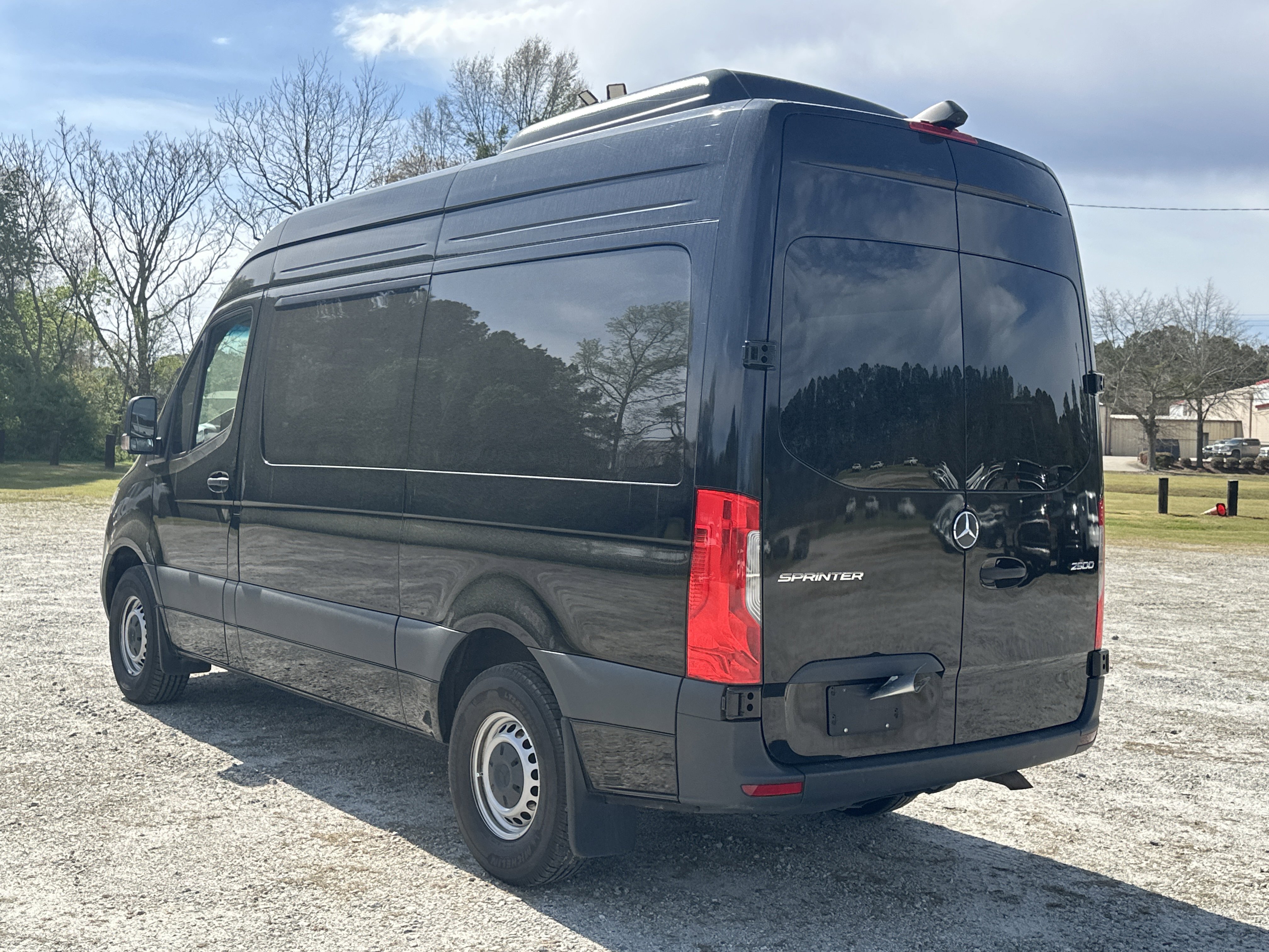 Used 2024 Mercedes-Benz Sprinter 2500 image 7