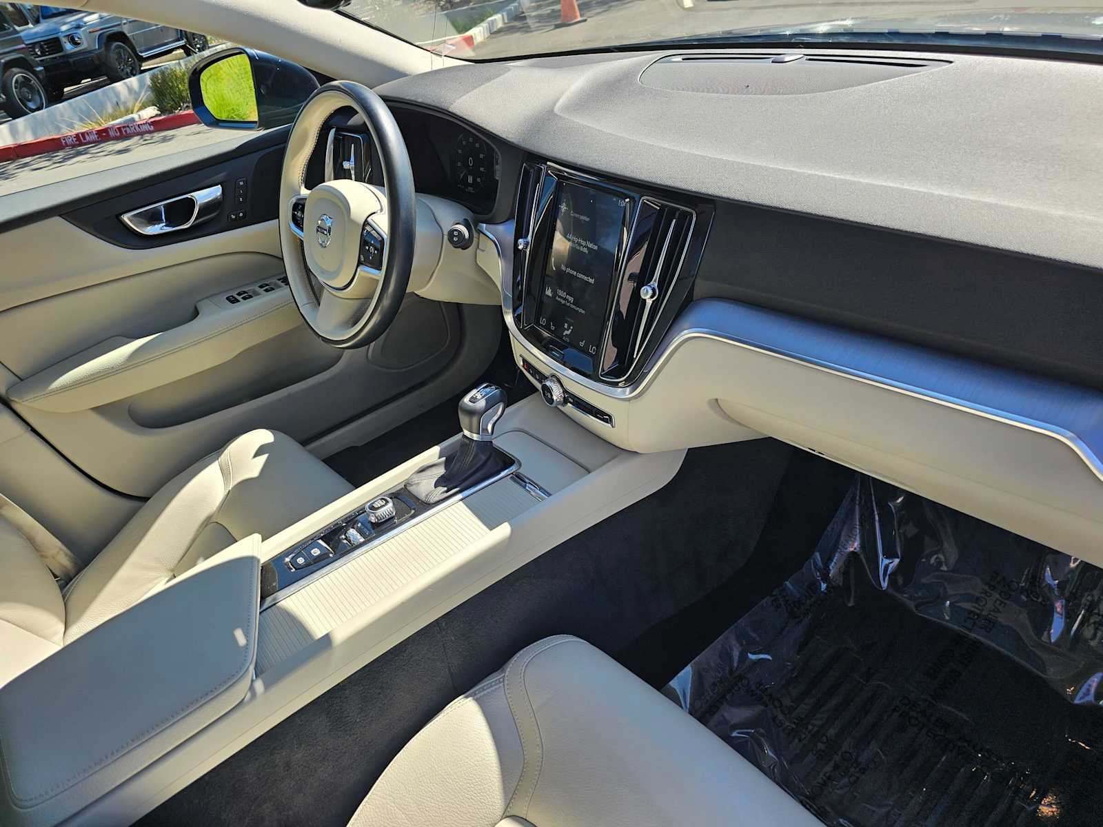 Used 2020 Volvo V60 T5 Cross Country w/ Protection Package Premier AWD/4WD image 11