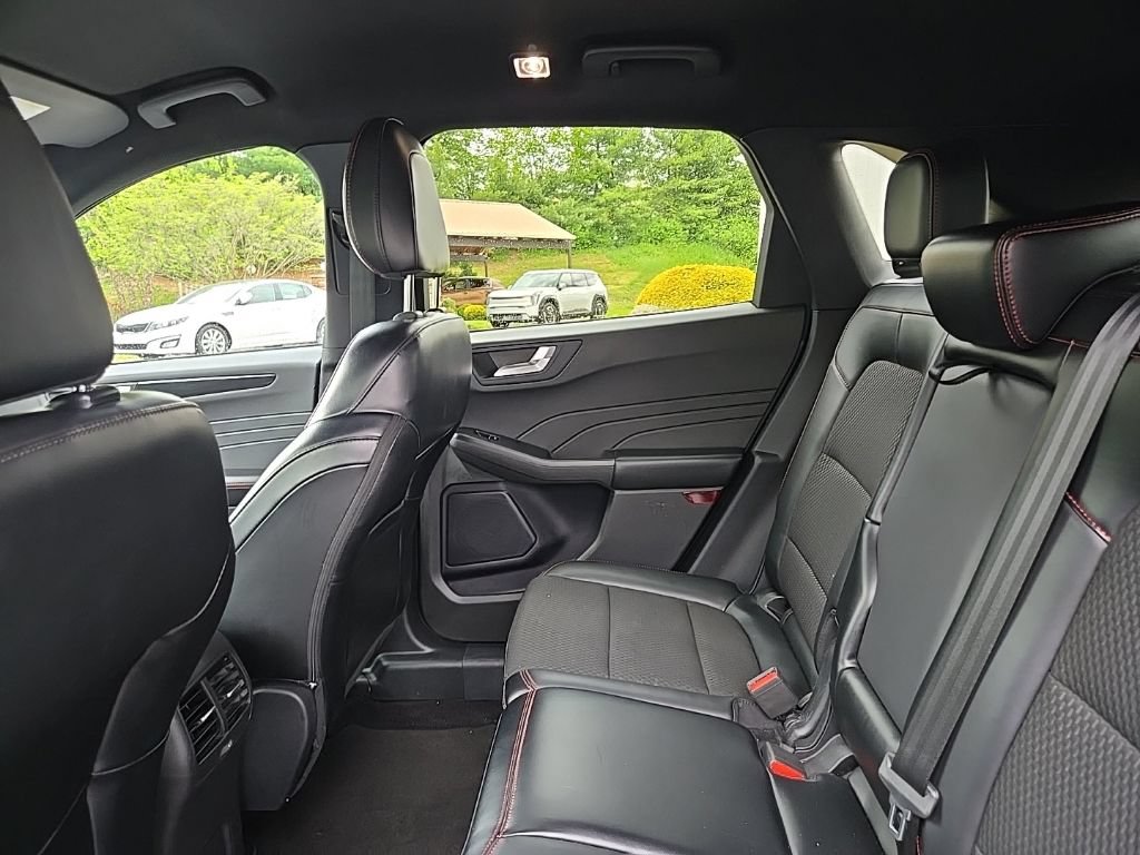 Used 2024 Ford Escape ST-Line AWD/4WD image 34