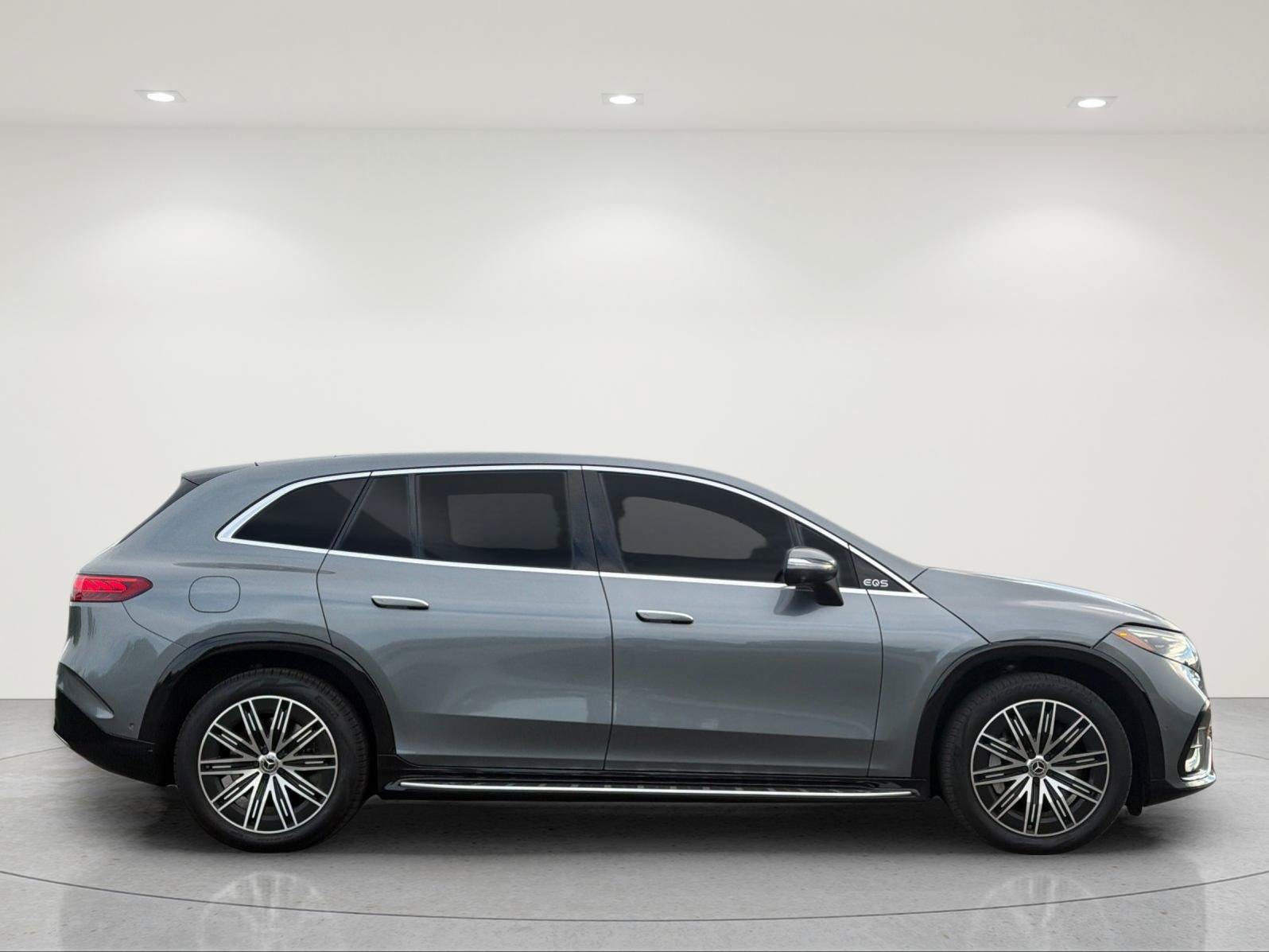Certified 2023 Mercedes-Benz EQS 580 4MATIC SUV image 6