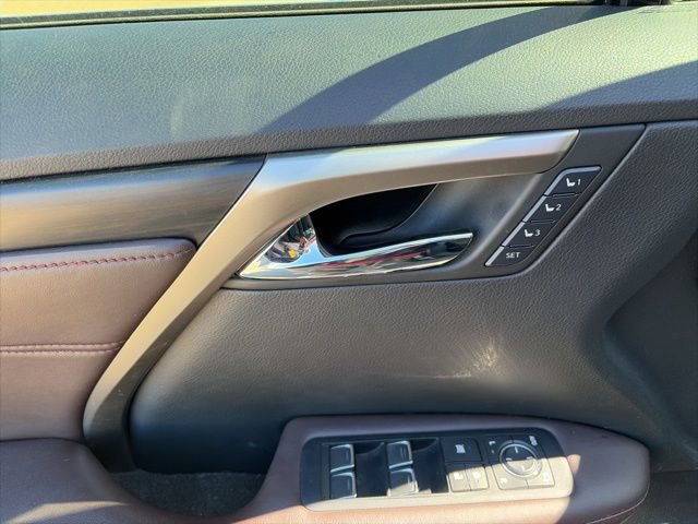 Used 2017 Lexus RX 350 FWD w/ Premium Package image 12