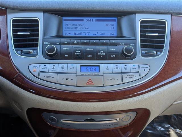 Used 2012 Hyundai Genesis 3.8 RWD image 13