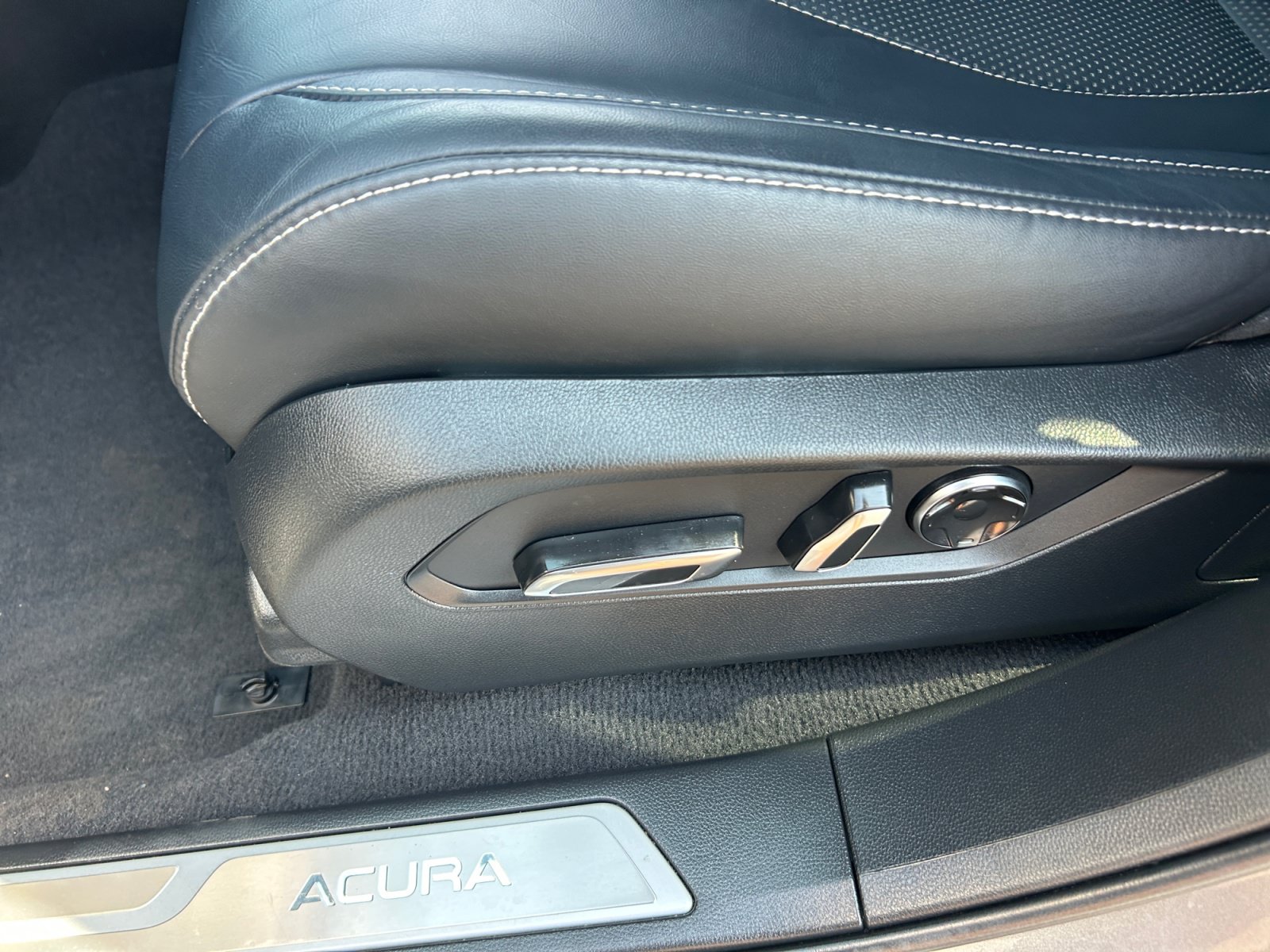 Used 2023 Acura RDX FWD w/ Technology Package image 14