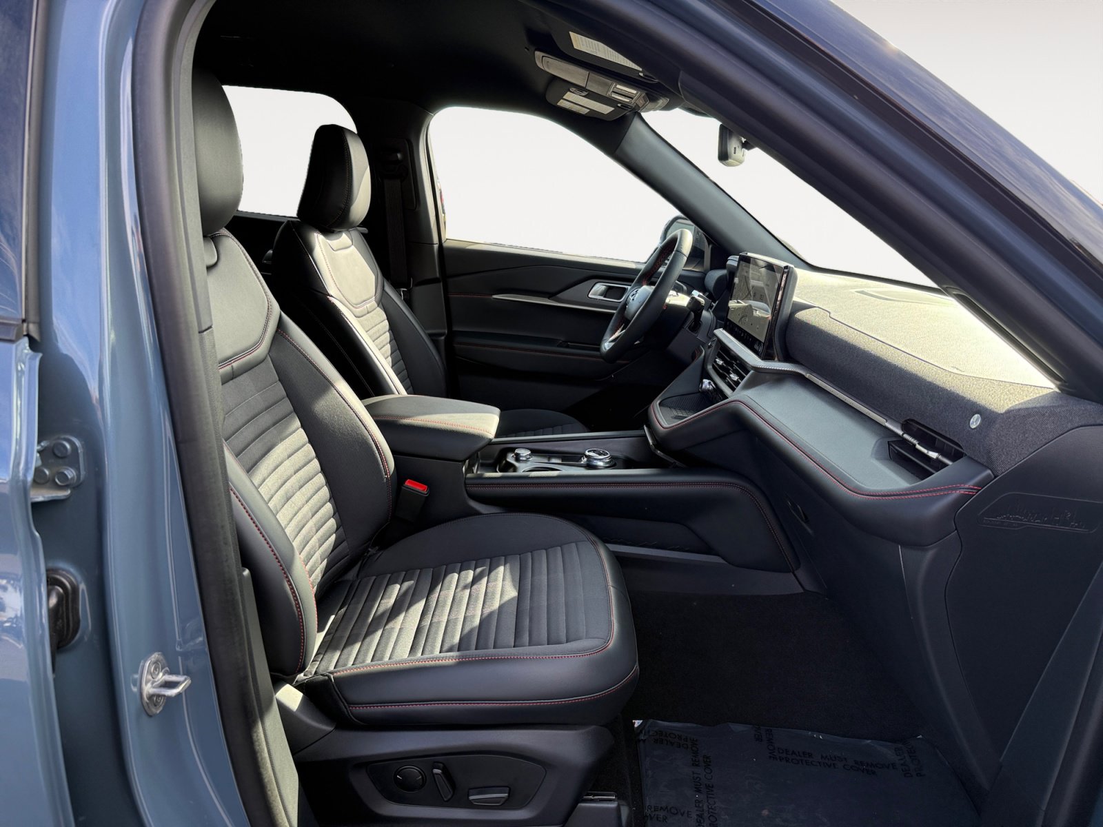 New 2025 Ford Explorer ST-Line w/ Premium Package image 19