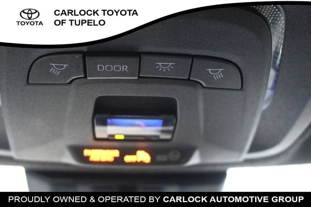 Used 2025 Toyota Corolla SE FWD image 34