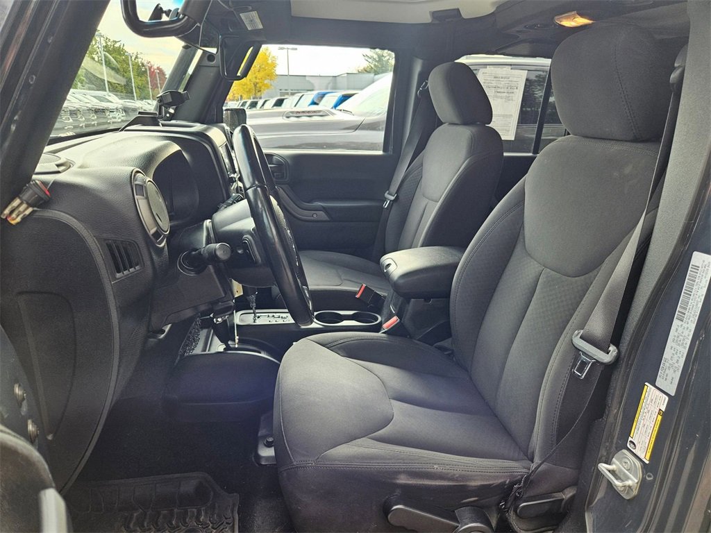 Used 2017 Jeep Wrangler Unlimited Sport image 12