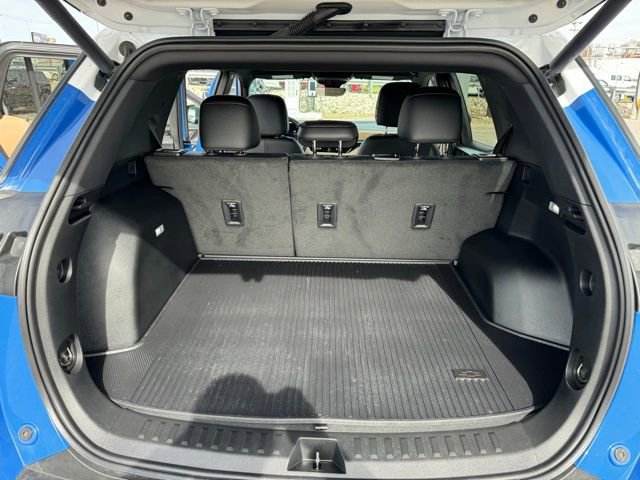 Certified 2025 Chevrolet Equinox ACTIV w/ Safety and Technology Package image 9