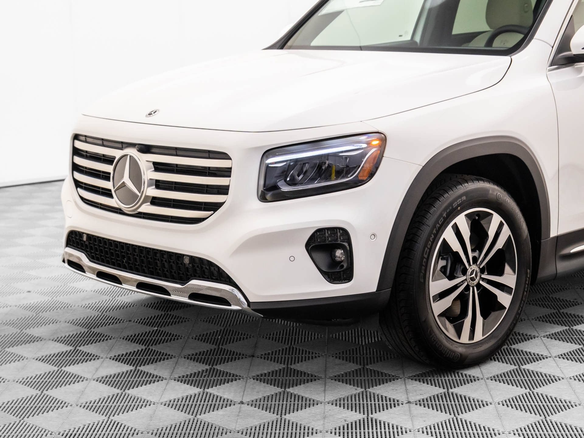 New 2026 Mercedes-Benz GLB 250 4MATIC image 36
