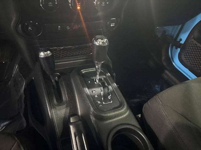 Used 2018 Jeep Wrangler Sport AWD/4WD image 22