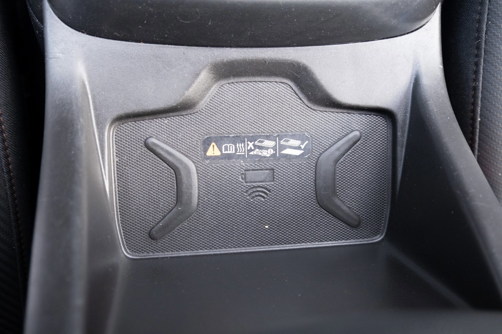 Used 2021 GMC Canyon AT4 image 6