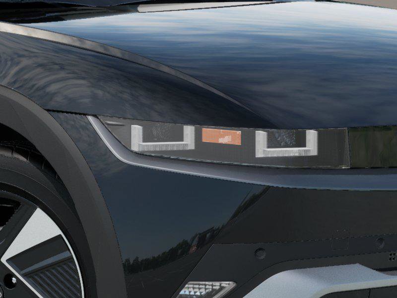 New 2025 Hyundai Ioniq 5 SE image 9