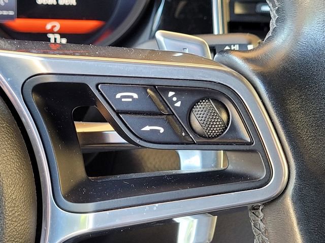 Used 2018 Porsche Macan AWD/4WD image 30