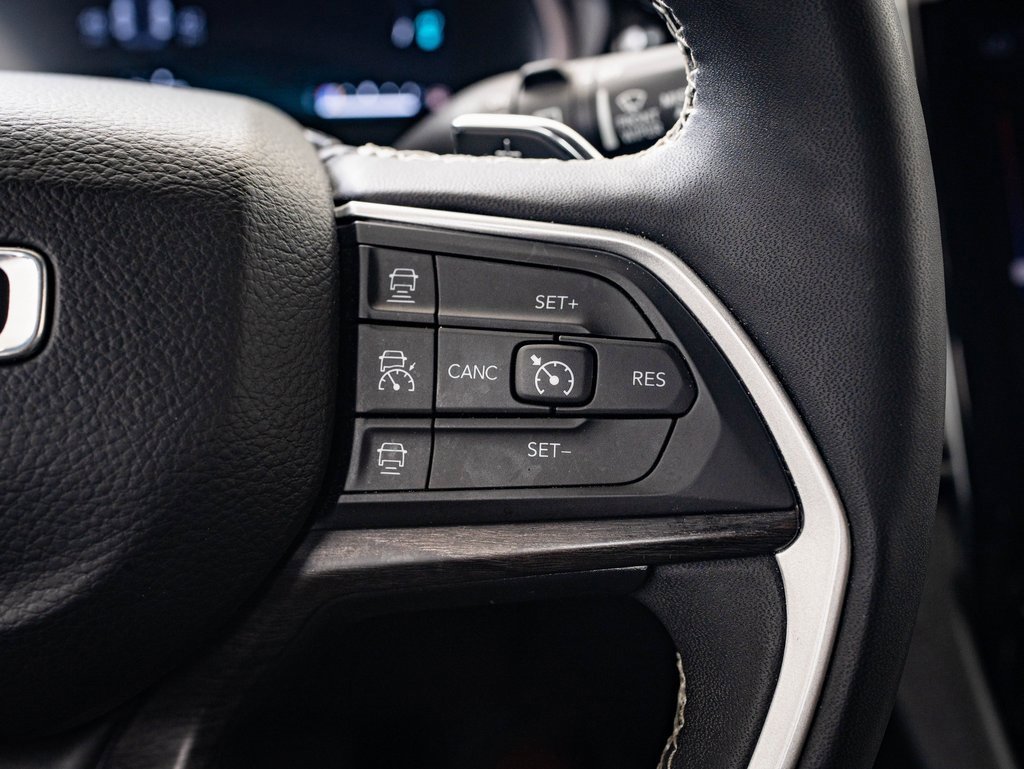 Used 2022 Jeep Grand Cherokee Limited 4xe image 26