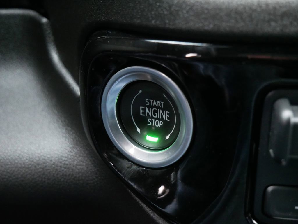 Used 2022 Chevrolet Silverado 1500 High Country image 25