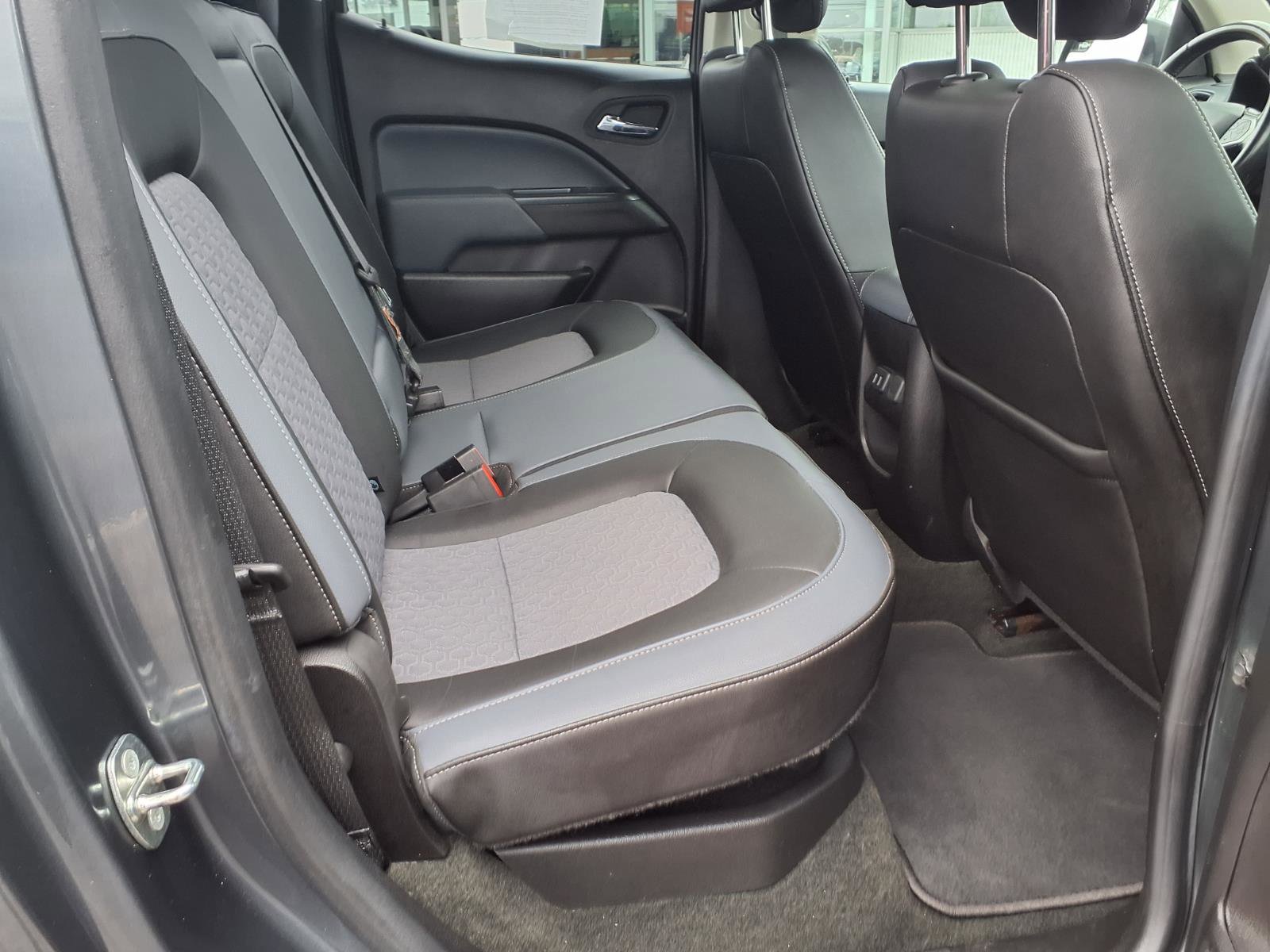 Used 2017 Chevrolet Colorado Z71 image 15